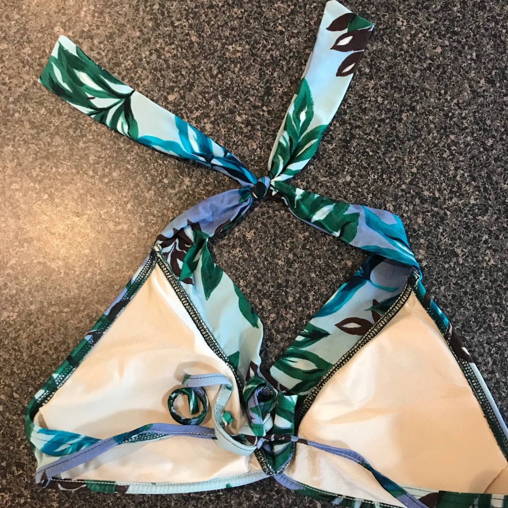 Bathing suit top - Picture 2 of 2